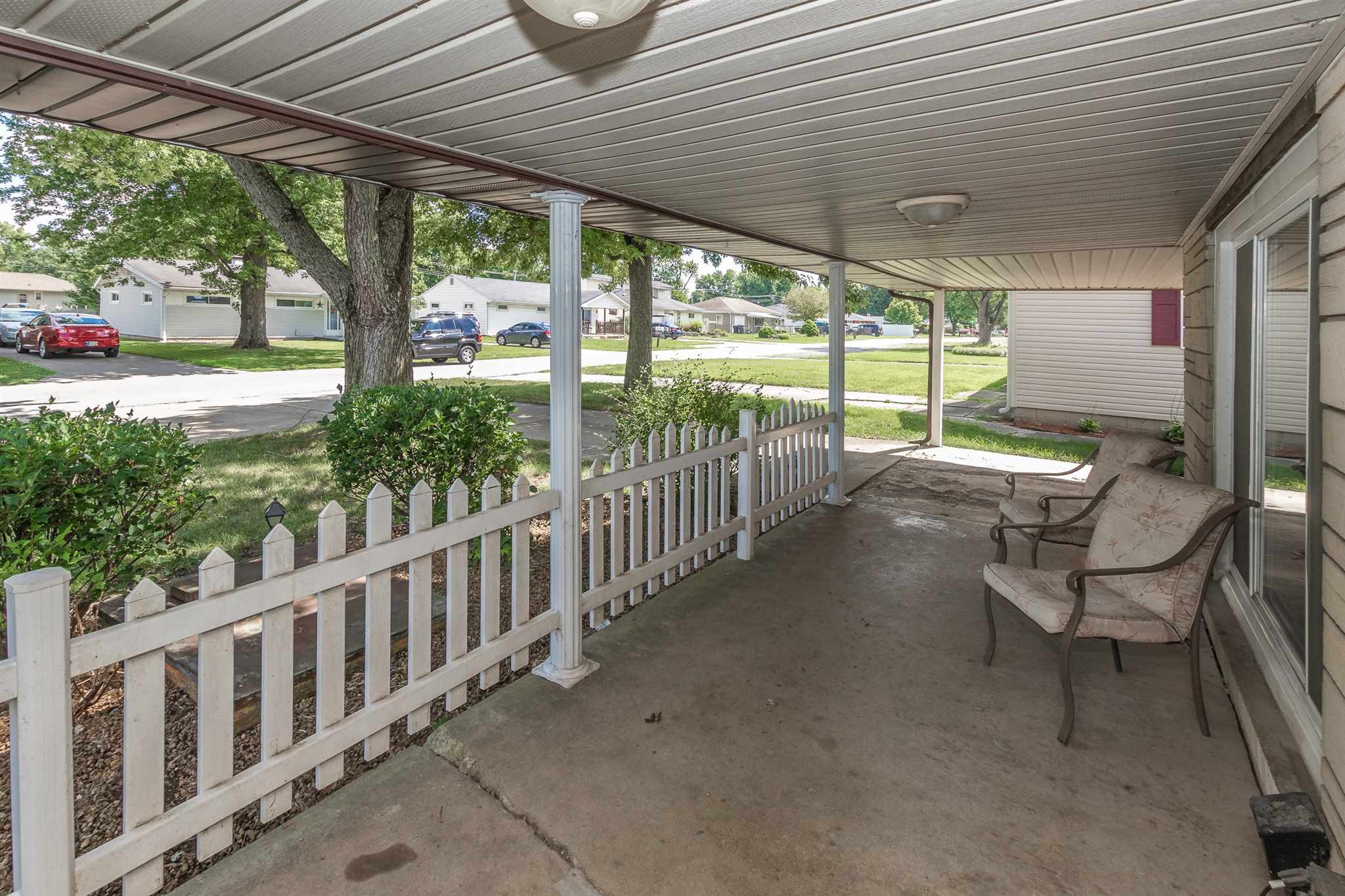 6301 West Taylor Road Muncie, IN 47304 - Photo 3 of 31 Gallery Image 3