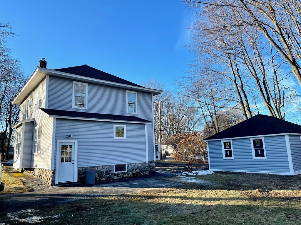 16 Brown Street Maynard, MA 01754 - Photo 4 of 32