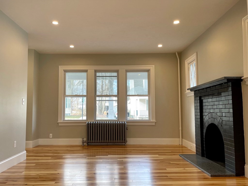 16 Brown Street Maynard, MA 01754 - Photo 8 of 32