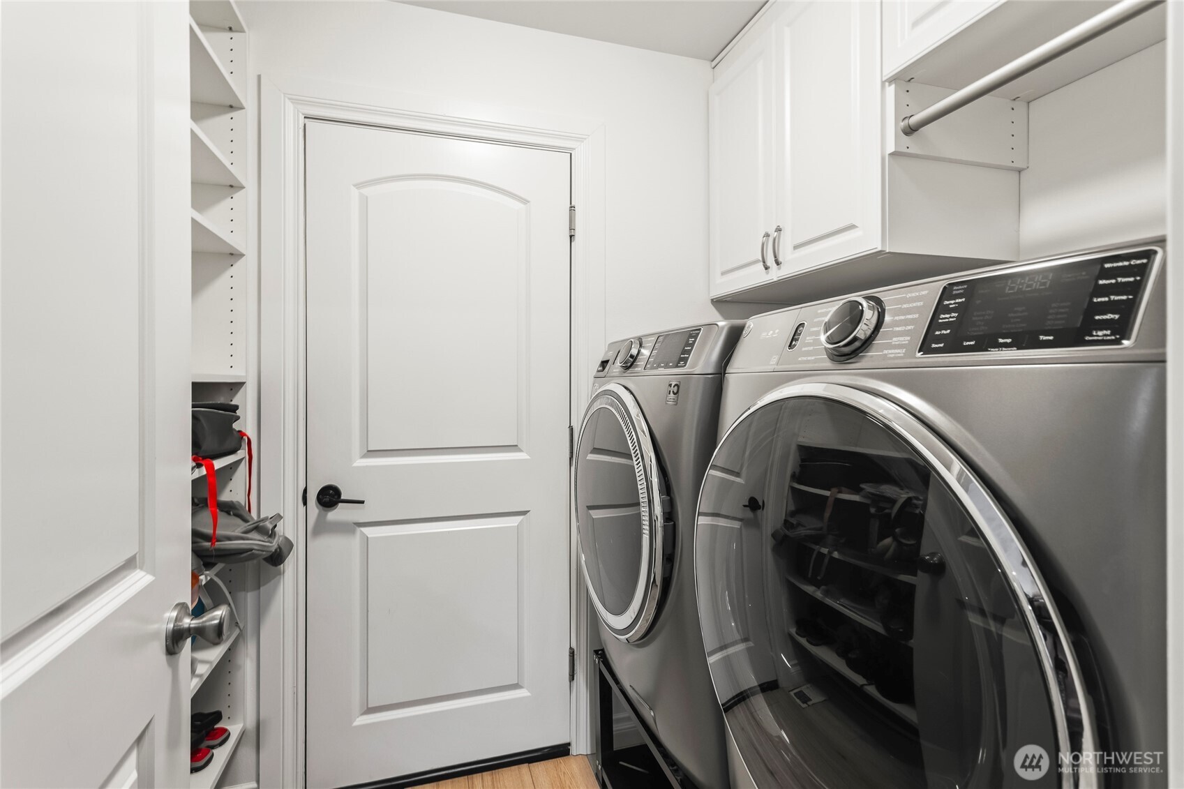 24314 237th Way Southeast Maple Valley, WA 98038 - Photo 11 of 36