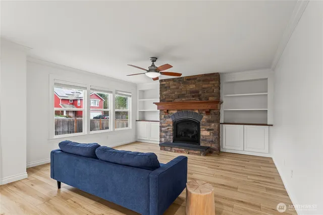 $884,950 | 24314 237th Way Southeast, Maple Valley, WA 98038