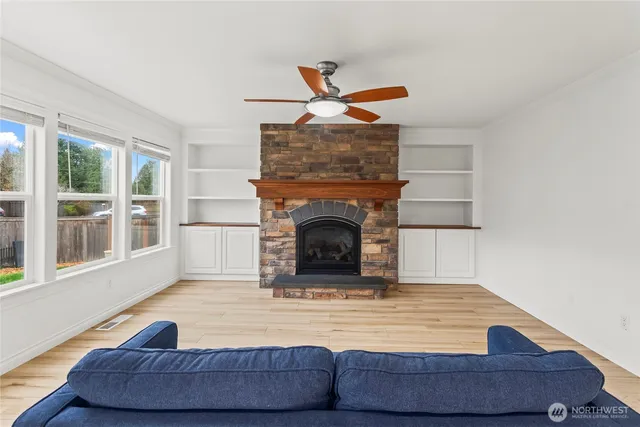 $884,950 | 24314 237th Way Southeast, Maple Valley, WA 98038