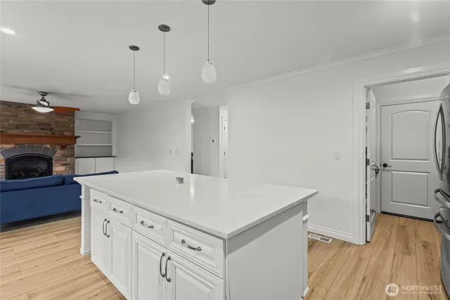 $884,950 | 24314 237th Way Southeast, Maple Valley, WA 98038