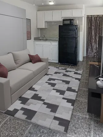 $795 | 1708 Fairfield Avenue, Unit B, Las Vegas, NV 89102