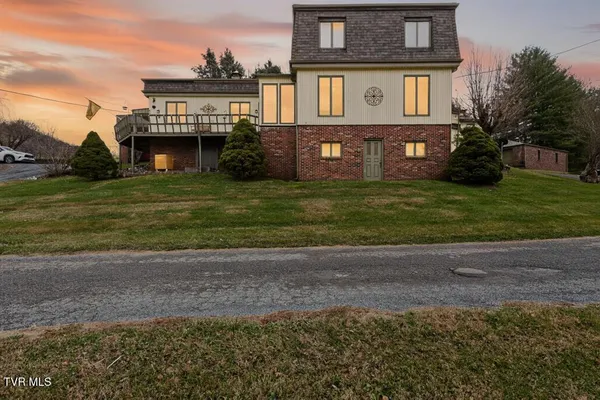 $424,000 | 43 Redwood Drive, Honaker, VA 24260
