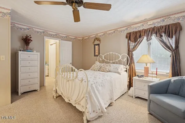 $424,000 | 43 Redwood Drive, Honaker, VA 24260