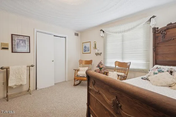 $424,000 | 43 Redwood Drive, Honaker, VA 24260