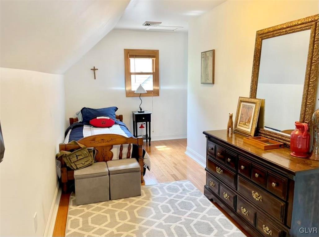 677 Sandt Road Wind Gap, PA 18091 - Photo 25 of 49 Bedroom #4