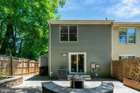 $519,900 | 7558 Wood Mist Lane, Falls Church, VA 22043