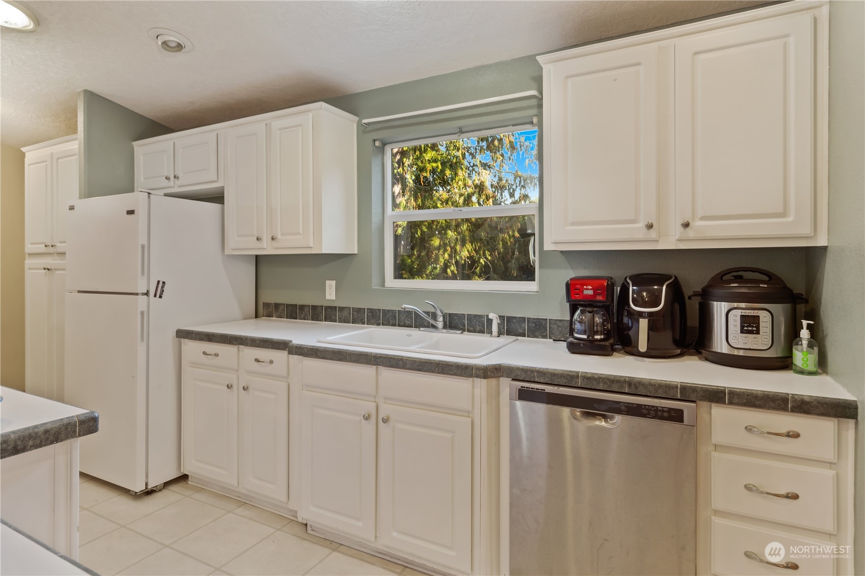 222 Sherwood Road Sequim, WA 98382 - Photo 8 of 25 Gallery Image 8