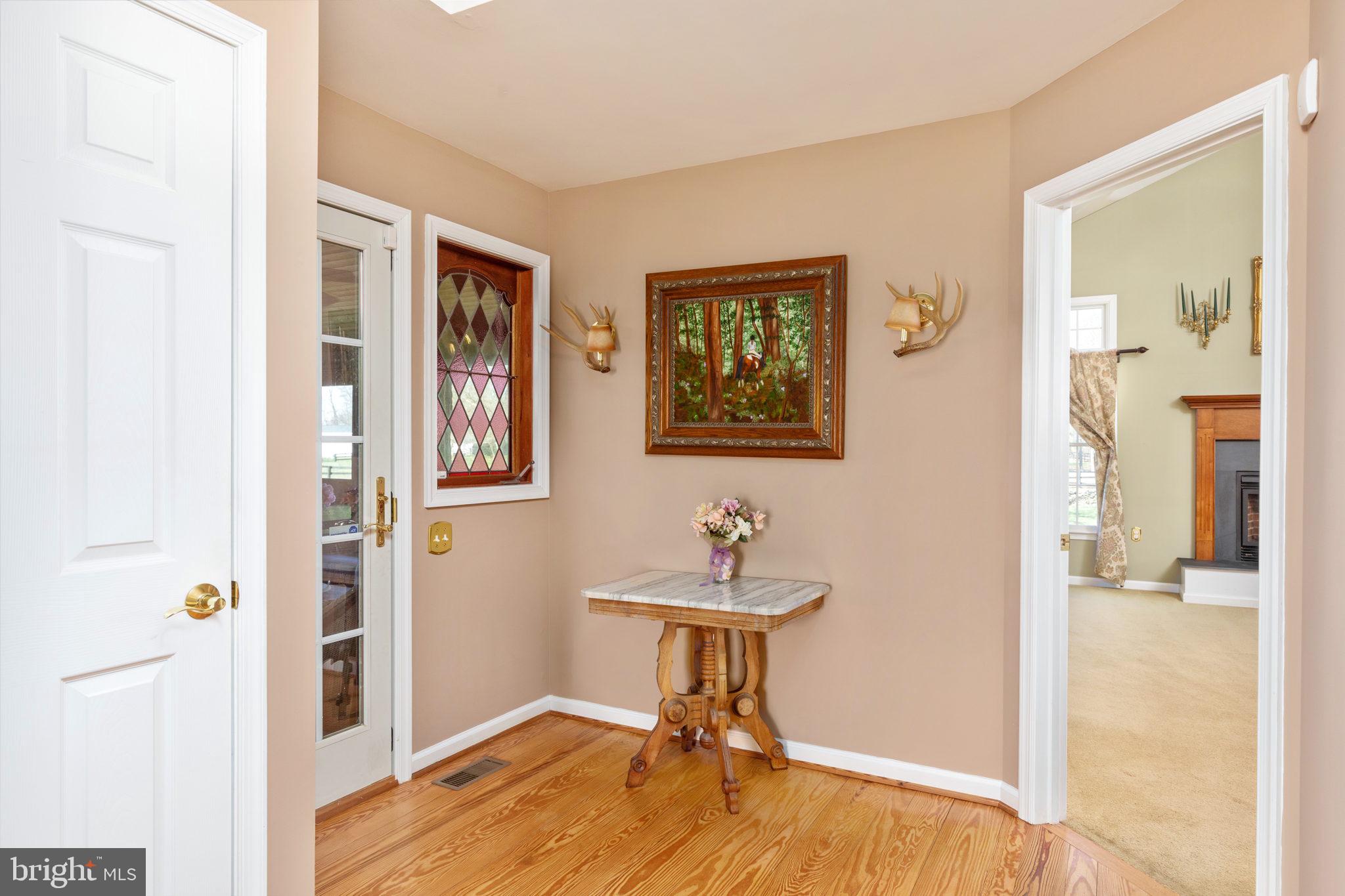 19821 Foggy Bottom Road Bluemont, VA 20135 - Photo 13 of 63 VESTIBULE TO OWNER'S WING