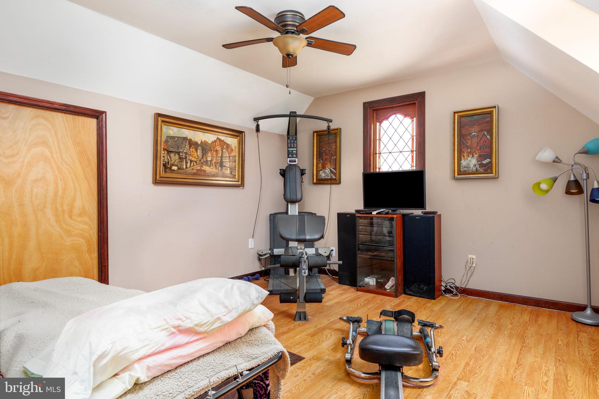 19821 Foggy Bottom Road Bluemont, VA 20135 - Photo 33 of 63 GUEST ROOM ABOVE DETACHED GARAGE