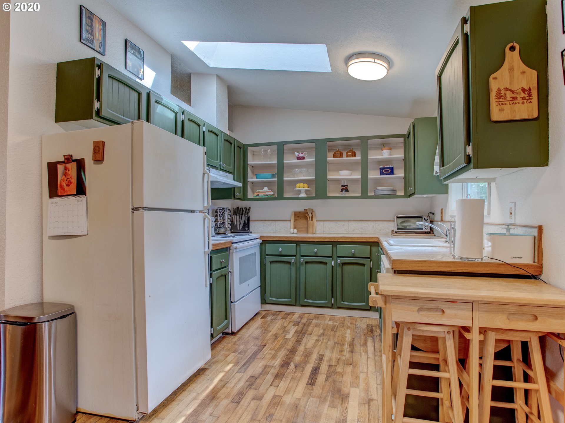 2801 Southwest Spring Garden Street Portland, OR 97219 - Photo 9 of 24 Gallery Image 9