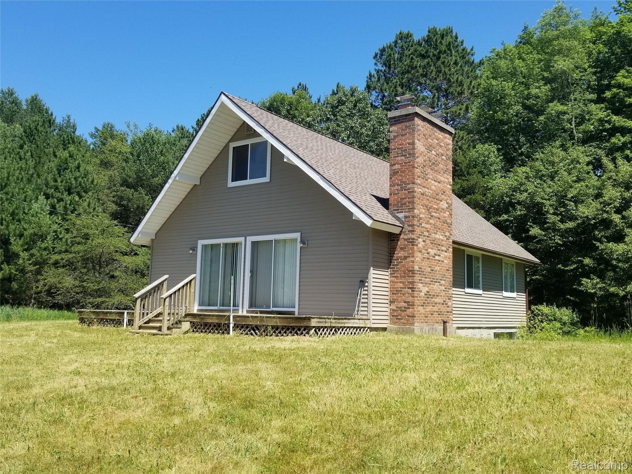 9234 Lakola Road Reed City, MI 49677 - Photo 1 of 24 20190714_142630.jpg