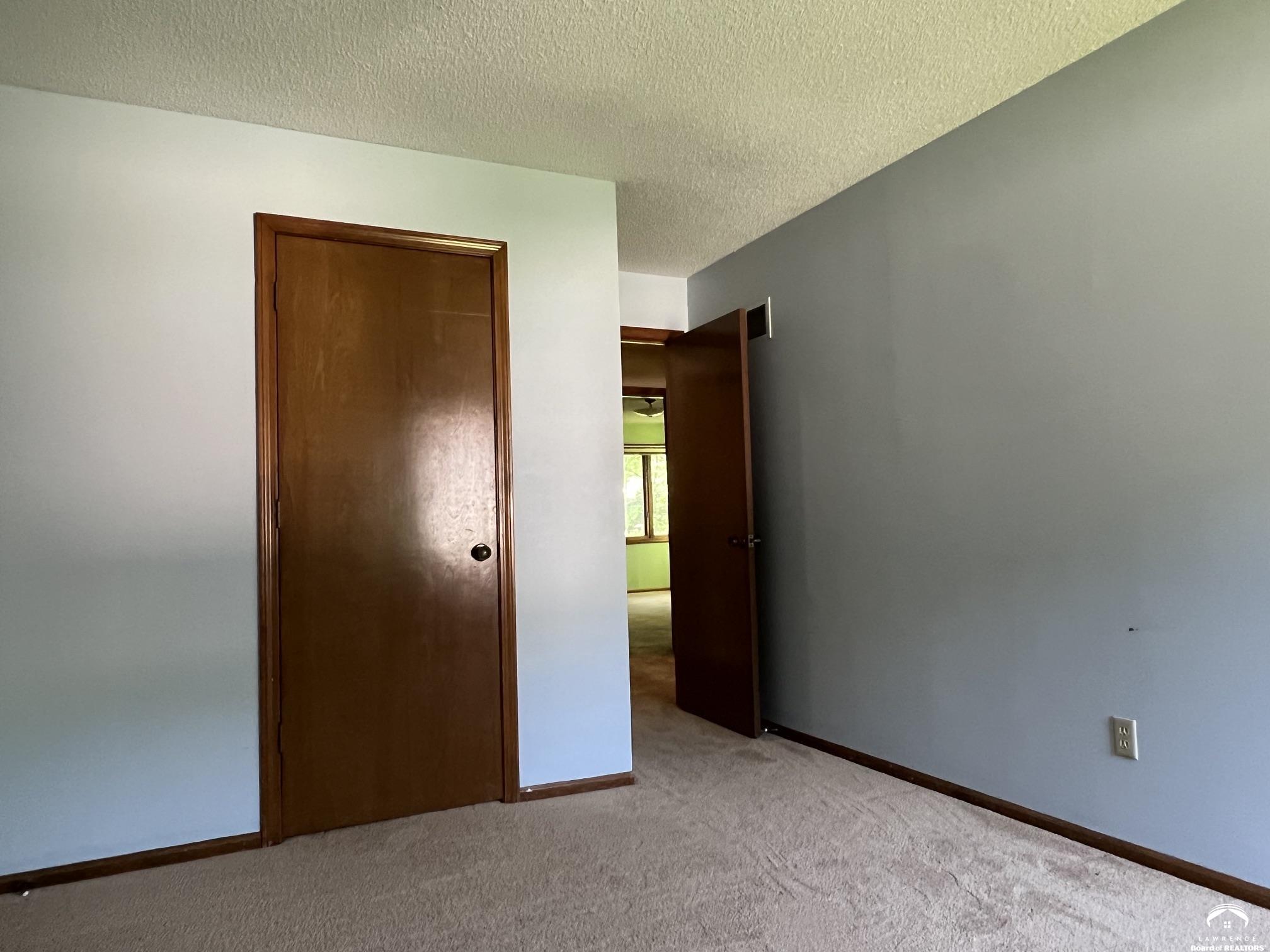 3607 Boulder Court Lawrence, KS 66049 - Photo 28 of 72