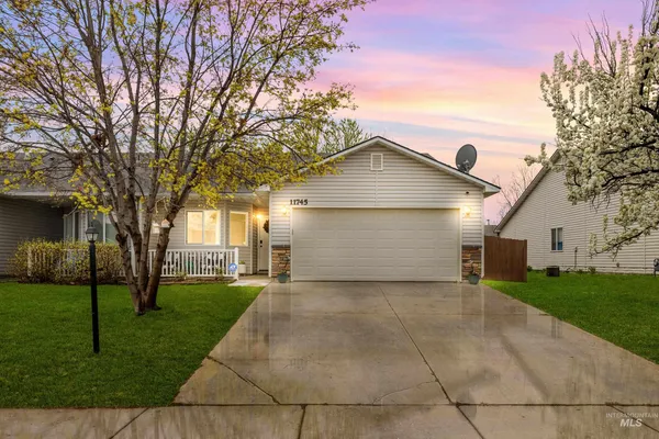 $349,000 | 11745 West Blueberry Avenue, Nampa, ID 83651