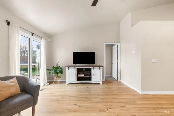 $349,000 | 11745 West Blueberry Avenue, Nampa, ID 83651