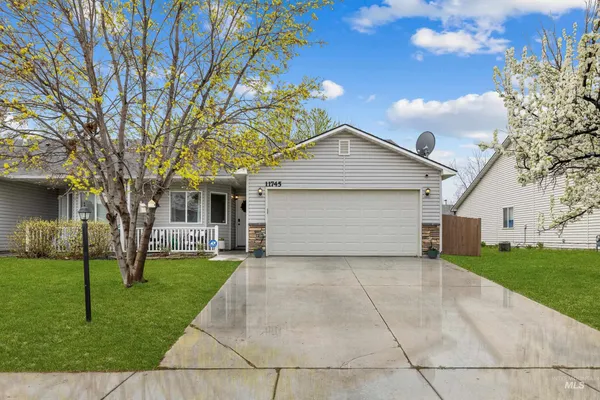 $349,000 | 11745 West Blueberry Avenue, Nampa, ID 83651