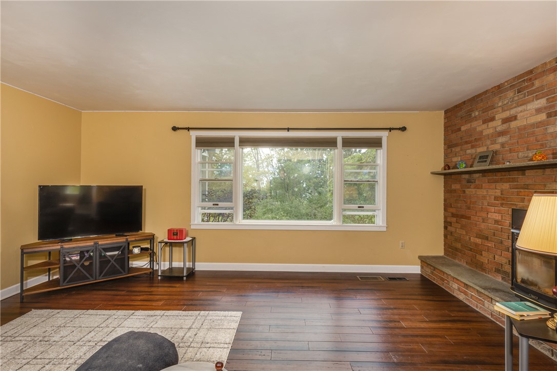 568 Steege Hill Road Big Flats, NY 14830 - Photo 4 of 46