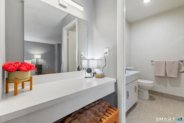 $269,000 | 20 Cherokee Court, Unit 20, Cromwell, CT 06416