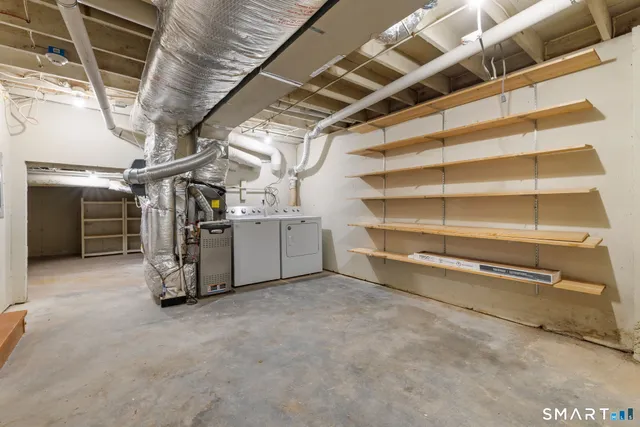 $269,000 | 20 Cherokee Court, Unit 20, Cromwell, CT 06416