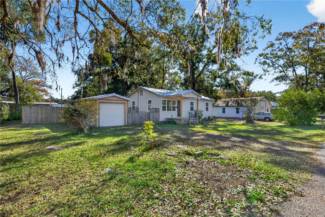 103 Bound Street St. Marys, GA 31558 - Photo 11 of 39