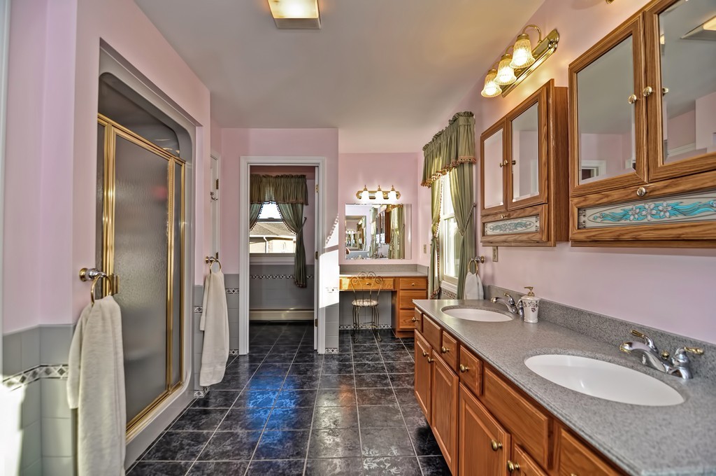 100 Narrows Road Freetown, MA 02702 - Photo 15 of 29 Gallery Image 15