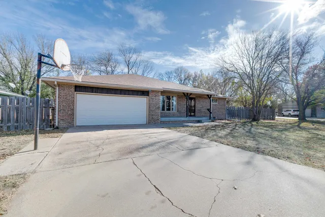 $219,900 | 506 Roosevelt Street, Cheney, KS 67025