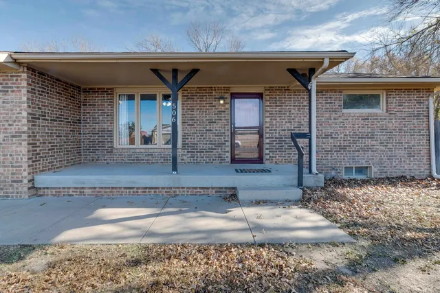$219,900 | 506 Roosevelt Street, Cheney, KS 67025