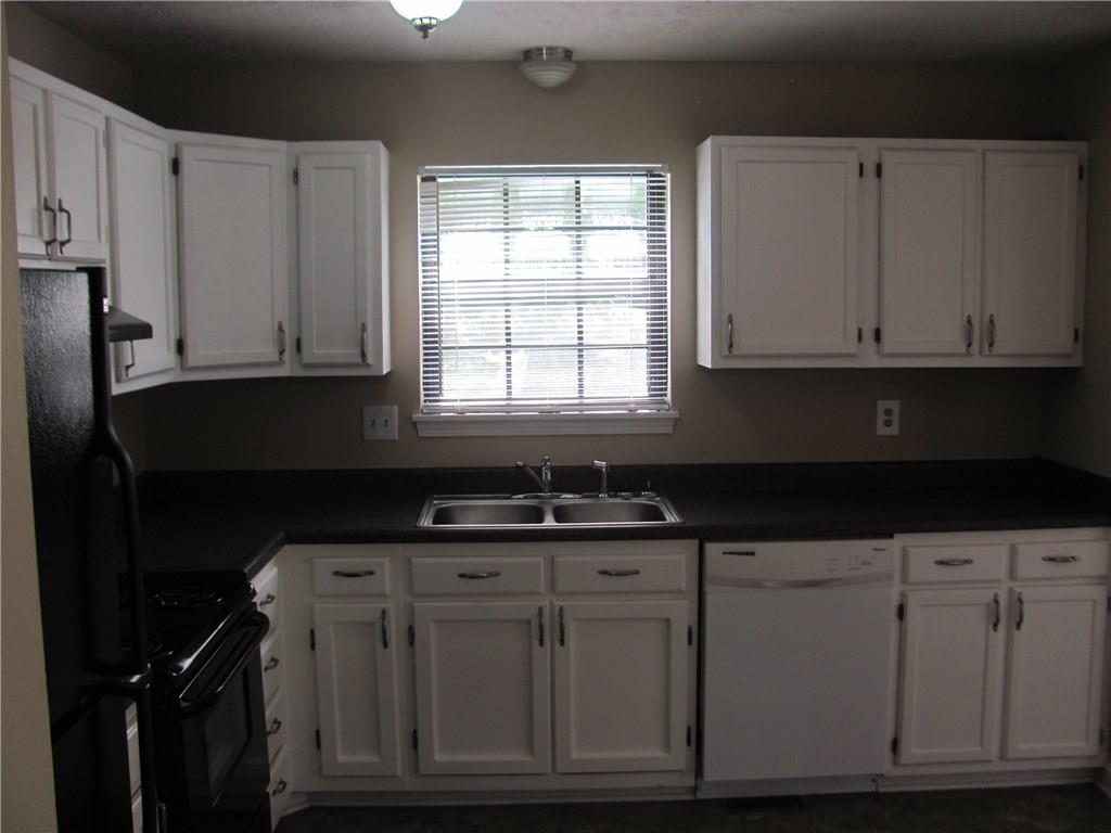 3175 Valley Farms Road Indianapolis, IN 46214 - Photo 6 of 19 Gallery Image 6
