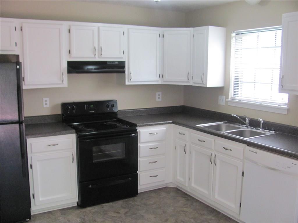3175 Valley Farms Road Indianapolis, IN 46214 - Photo 7 of 19 Gallery Image 7