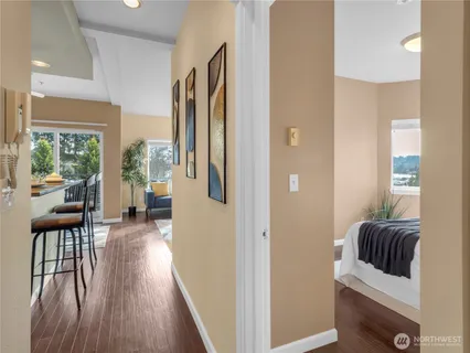 $492,500 | 6100 Northeast 181st Street, Unit 4, Kenmore, WA 98028