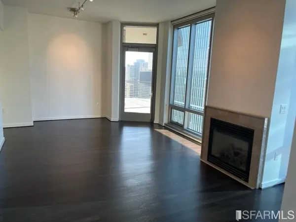 $6,500 | 333 1st Street, Unit 2104, San Francisco, CA 94105