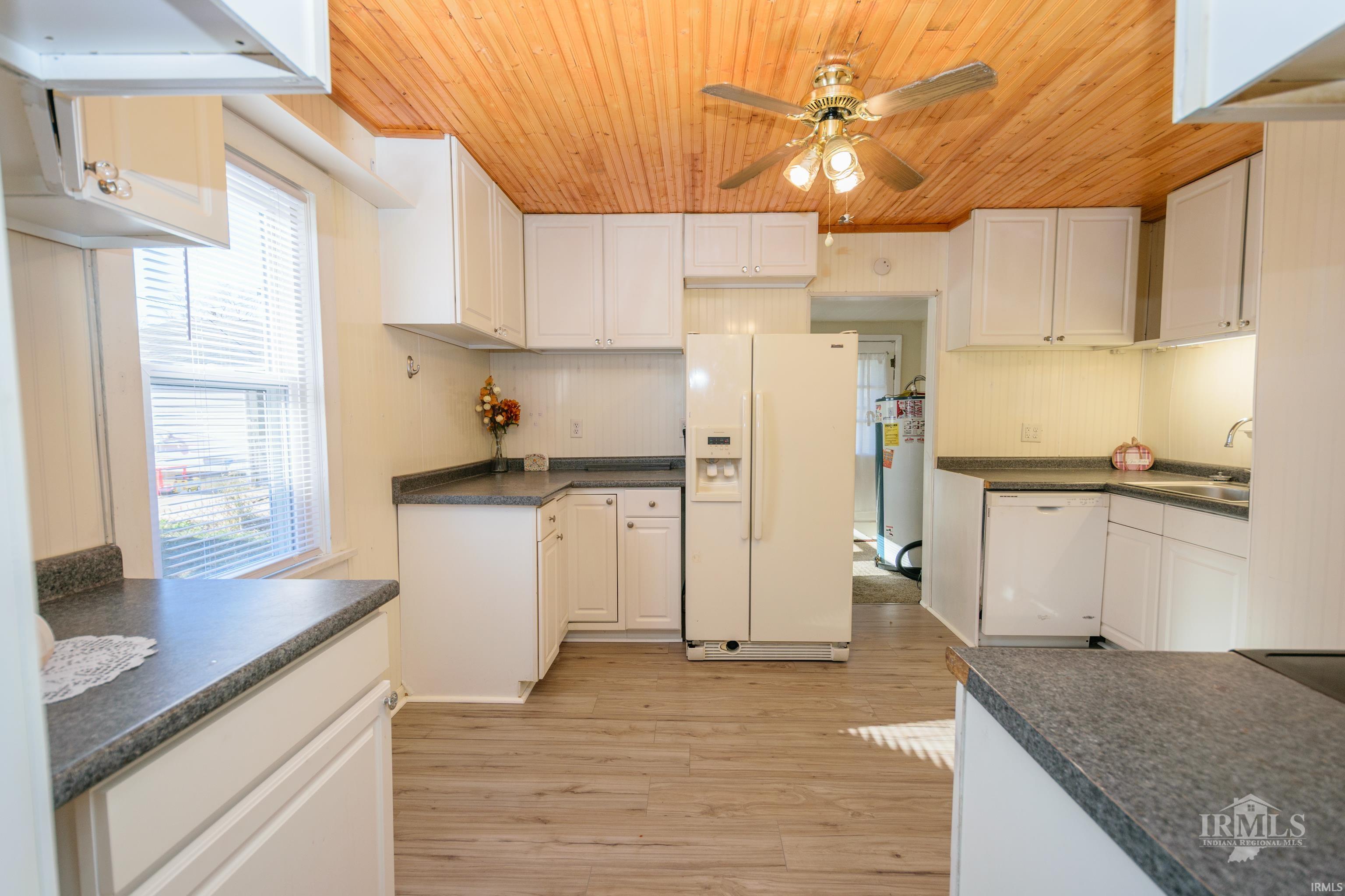 2911 South Hackley Street Muncie, IN 47302 - Photo 9 of 27