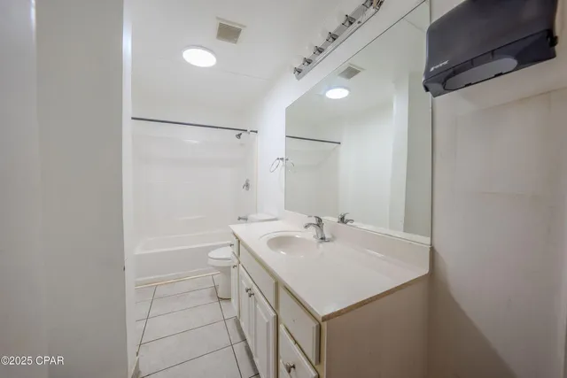 a view of backyard with cabin