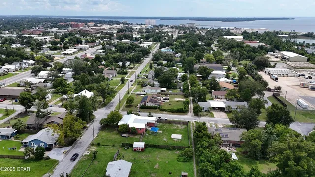 $299,900 | 1001 Oak Avenue, Panama City, FL 32401