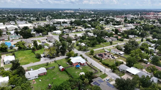 $299,900 | 1001 Oak Avenue, Panama City, FL 32401