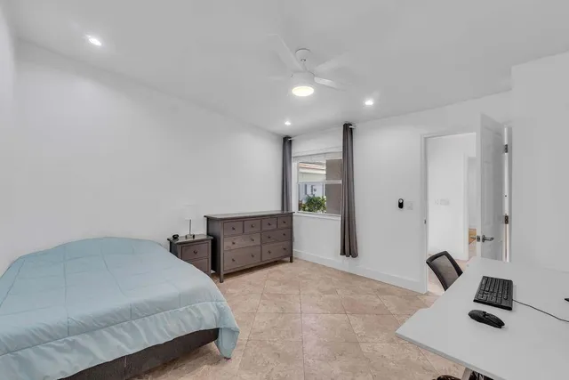 $525,000 | 3143 Deer Creek Lake Shore Drive, Unit 3143, Deerfield Beach, FL 33442