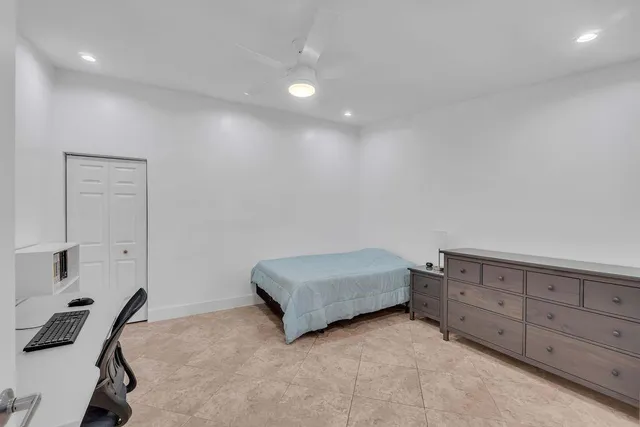 $525,000 | 3143 Deer Creek Lake Shore Drive, Unit 3143, Deerfield Beach, FL 33442