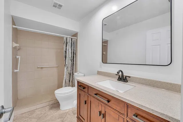 $525,000 | 3143 Deer Creek Lake Shore Drive, Unit 3143, Deerfield Beach, FL 33442