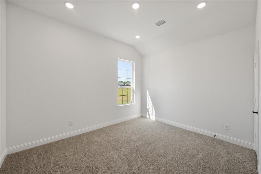 3400 Dobbins Road Corsicana, TX 75110 - Photo 25 of 40 a view of an empty room with a window