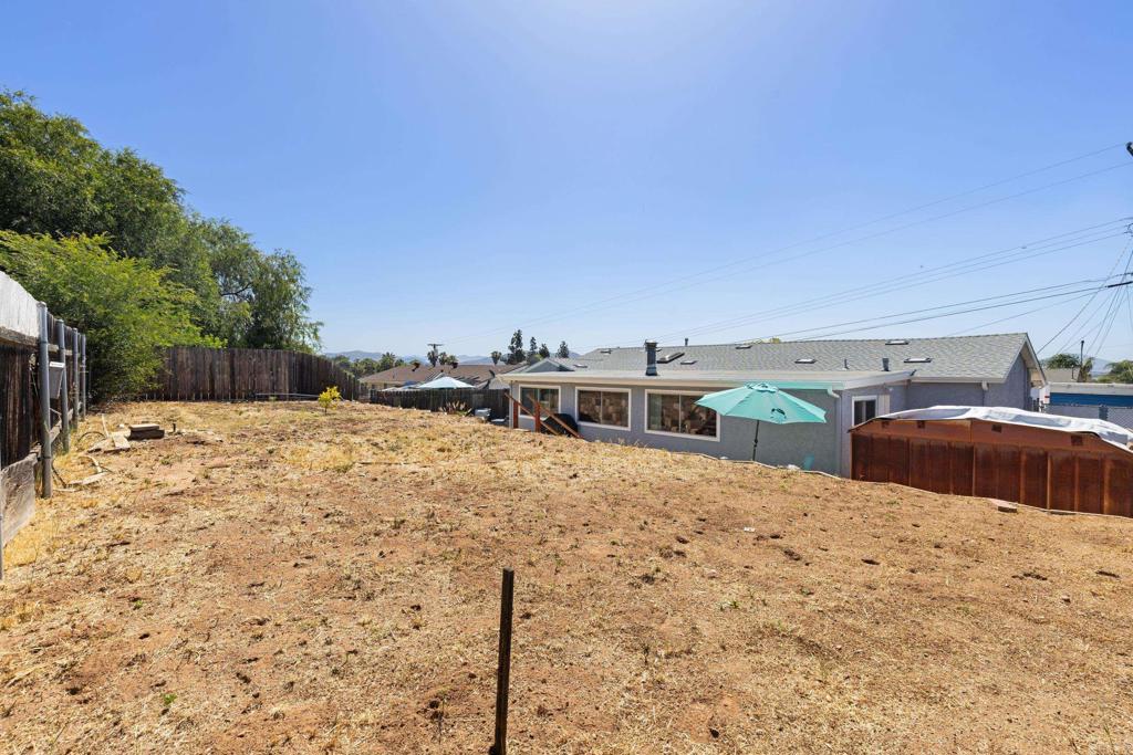 9468 Doheny Road Santee, CA 92071 - Photo 11 of 12