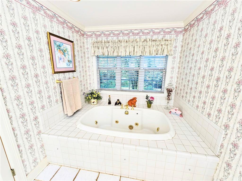 222 Hickory Ridge Road Winnfield, LA 71483 - Photo 16 of 38