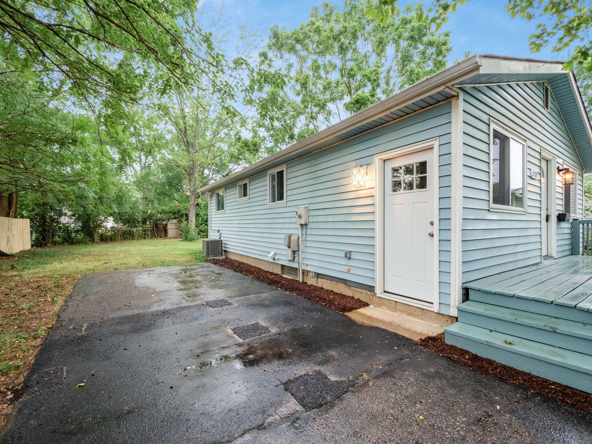 3472 Oakcrest Road Columbus, OH 43232 - Photo 4 of 38 005_71b4c_A 3472 Oakcrest 009