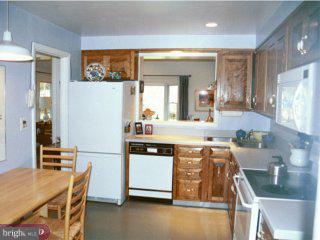 639 Kennedy Road Wayne, PA 19087 - Photo 3 of 6