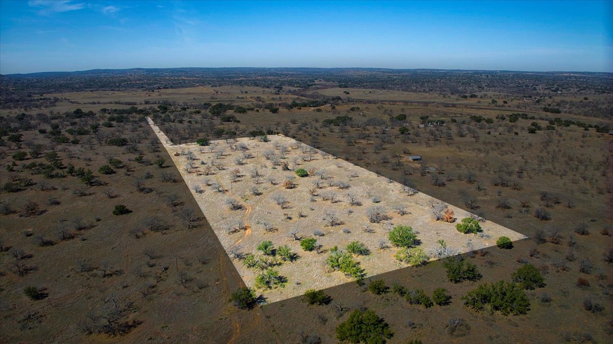 17431 Hickory Grove Road Pontotoc, TX 76869 - Photo 17 of 31 an aerial view of a beach