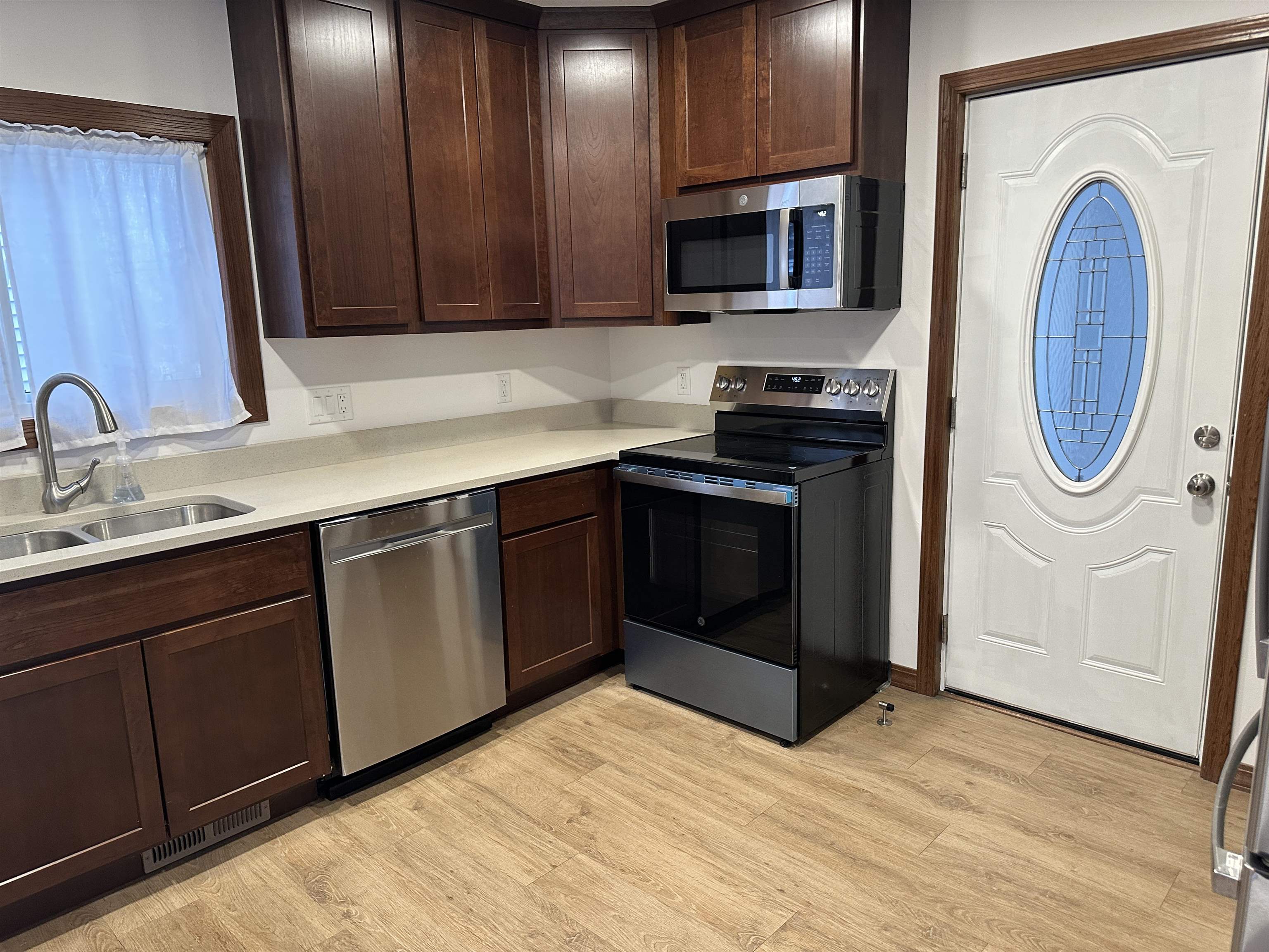 325 West Maple Avenue Beaver Dam, WI 53916 - Photo 18 of 19