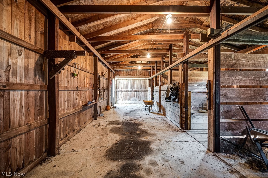 6452 Carsten Road Medina, OH 44256 - Photo 29 of 41 View of stable