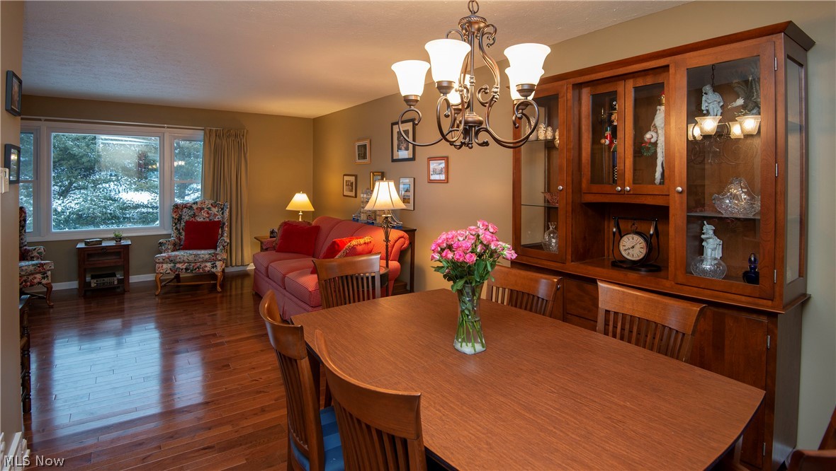 17640 Munn Road Chagrin Falls, OH 44023 - Photo 4 of 25 Gallery Image 4