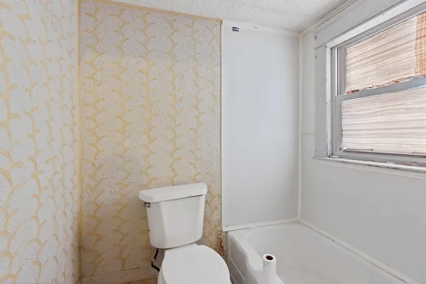 $379,900 | 28-30 Gold Street, Waterville, ME 04901
